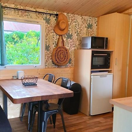Cottage Gite Aux Lauriers Lacroix Sur Meuse מראה חיצוני תמונה